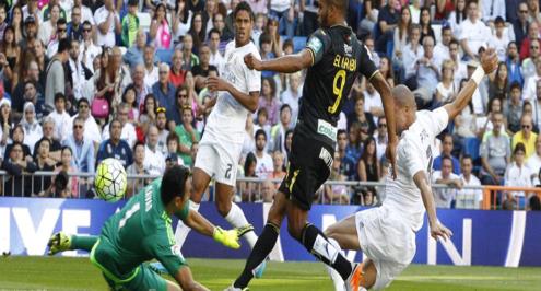 تقرير.. نافاس.. من حارس مرمى مرفوض إلى نجم ساطع في غضون شهرين 